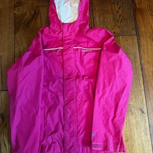 Patagonia Kids Raincoat in Vibrant Pink